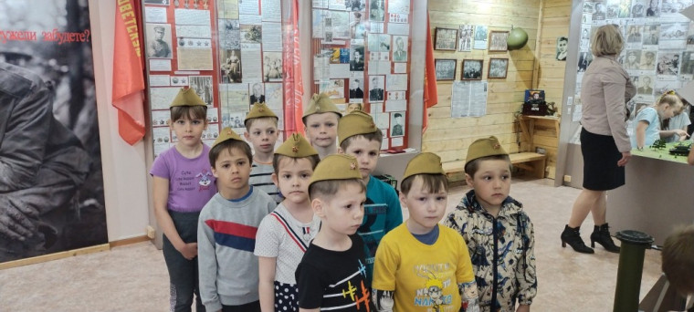 Экскурсия в музей в преддверии праздника Дня Победы.